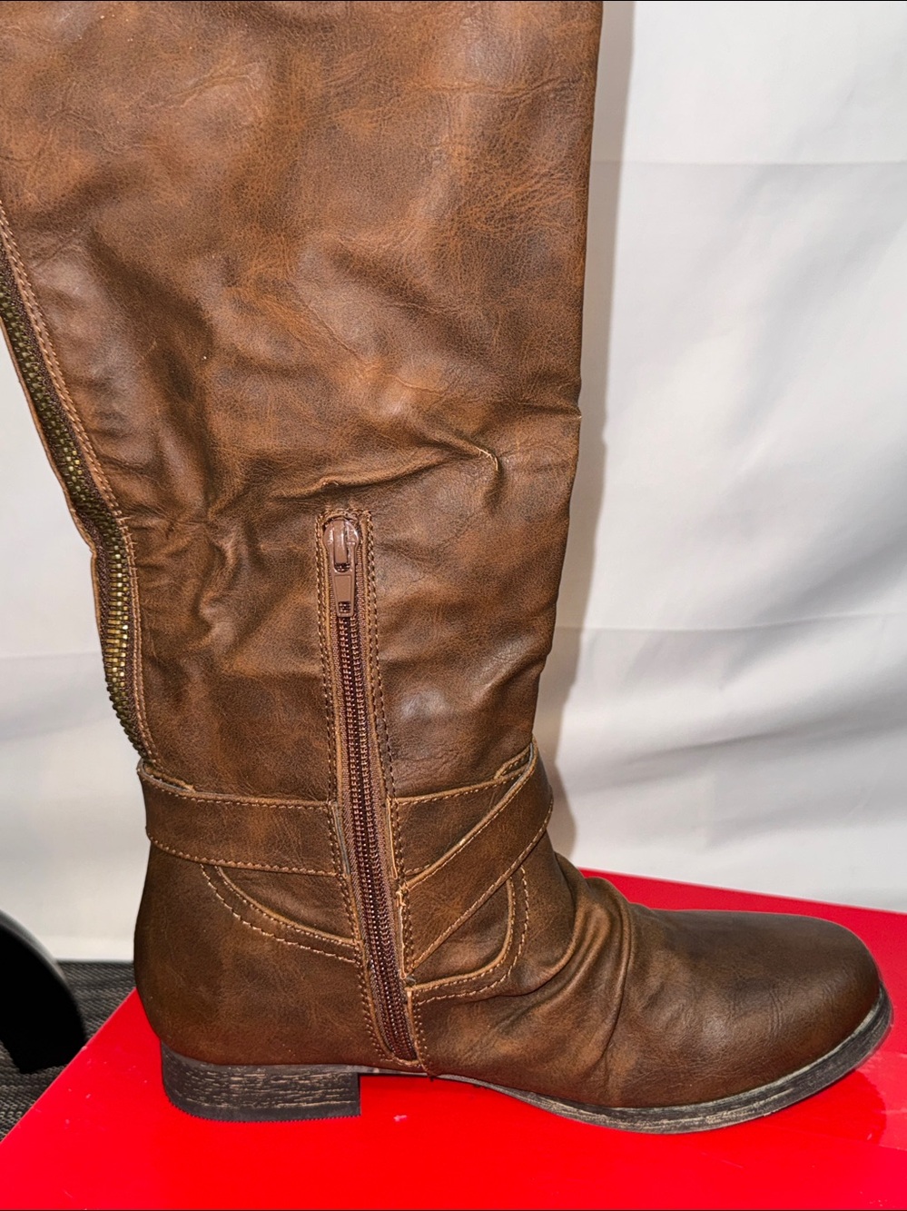 Carlos Santana Brown Leather Boots - Picture 11 of 11
